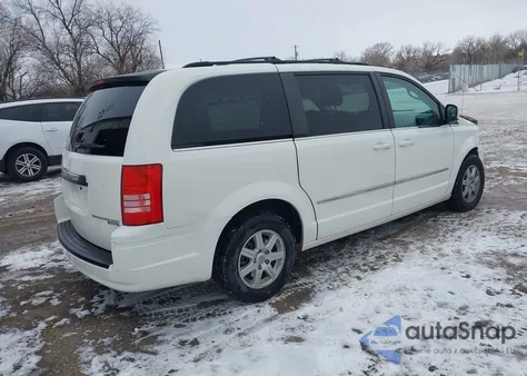 2010 Chrysler Town & Country Touring из США, поврежденный, VIN 2A4RR5DX9AR345370